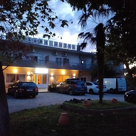 Hotel Isidora Loutros Eksteriør billede
